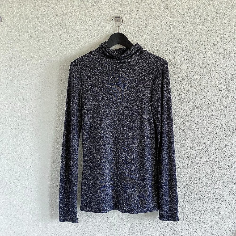 BKE Black & White Static Turtleneck